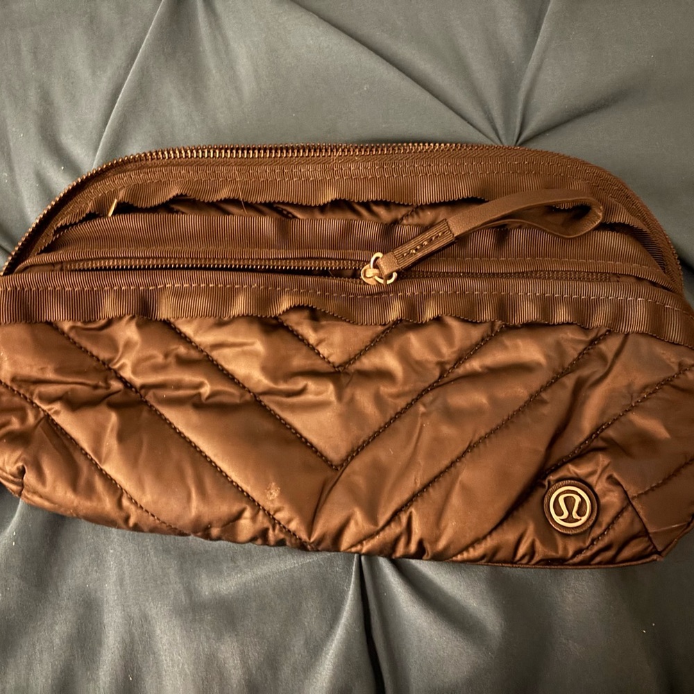 Lululemon Black Quilted Pouch